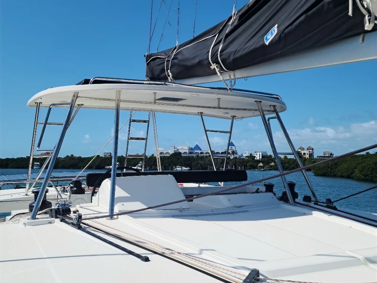 Used Sailing Yachts For Sale  by owner | 2018 45 foot Lagoon 450F Owner's version