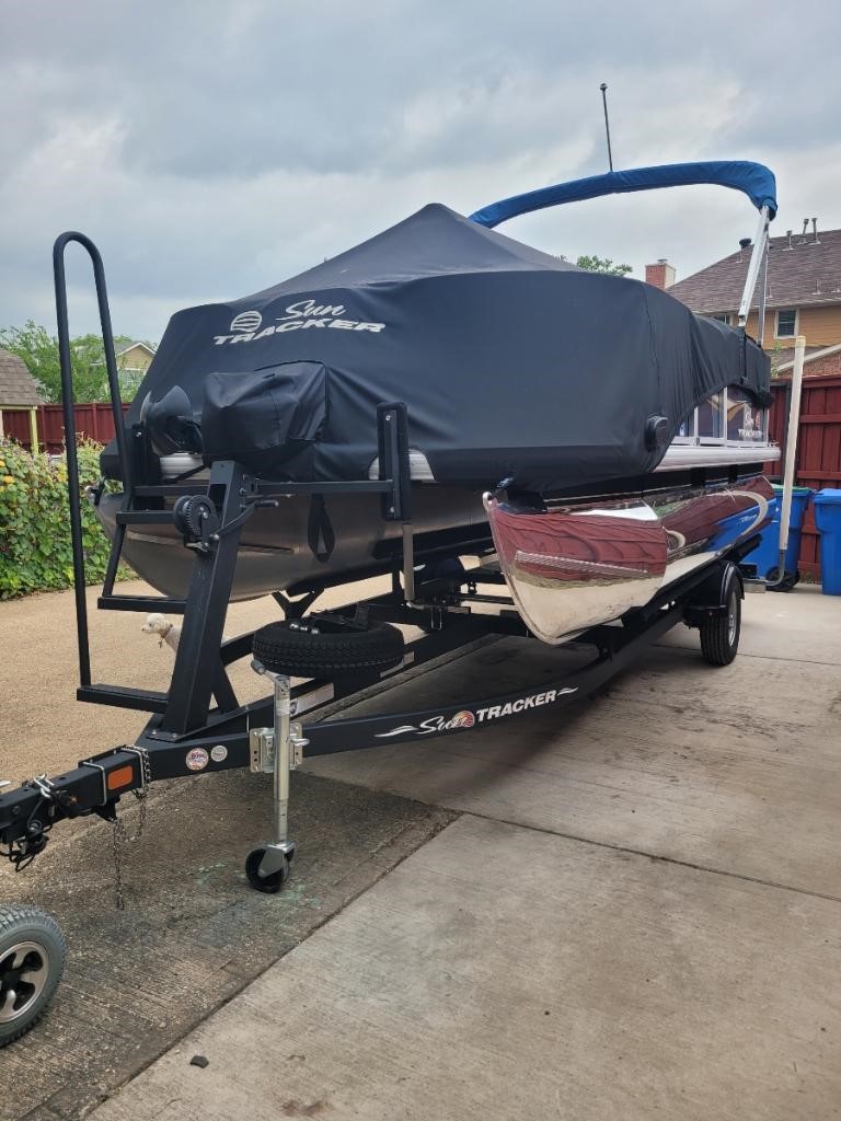 Pontoon Boat For Sale | 2021 Sun Tracker Bass Buggy 16XL in Rowlett, TX
