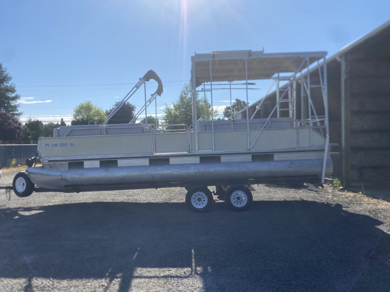 Pontoon Boat For Sale | 1990 Tracker Party Barge 24 in Silverton, OR