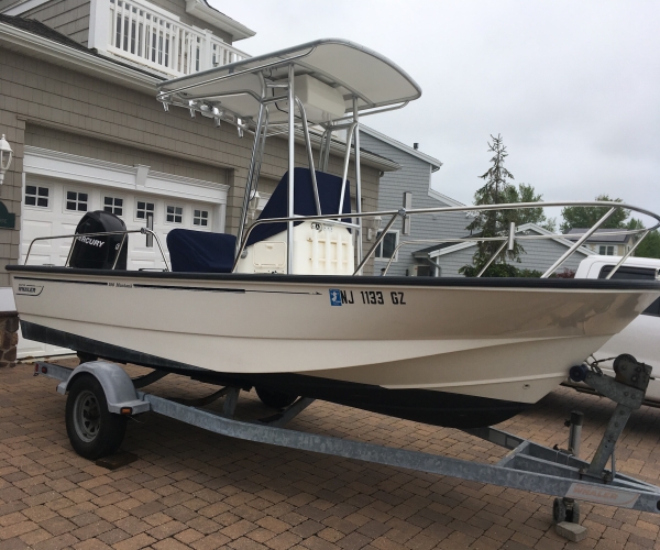 Used Power boats For Sale  by owner | 2007 190 foot Boston Whaler Montauk