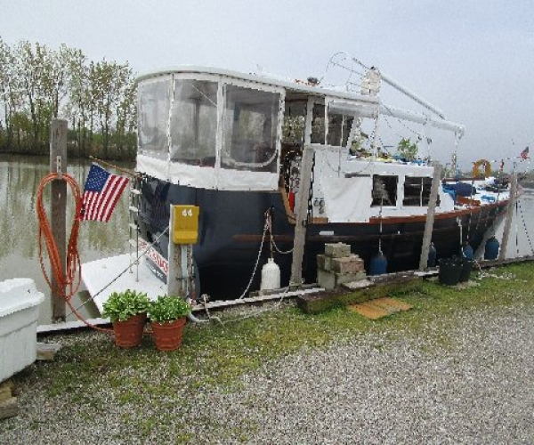 Used Trawlers For Sale  by owner | 1984 43 foot Marine Innovations Trawler Steady Sail