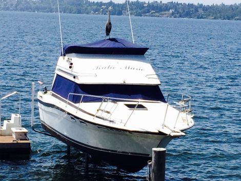 Used Yachts For Sale in Washington by owner | 1986 2850 foot BAYLINER CONTESSA 2850