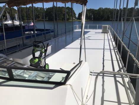 Used Horizon Boats For Sale in Atlanta, Georgia by owner | 2002 70 foot Horizon House boat
