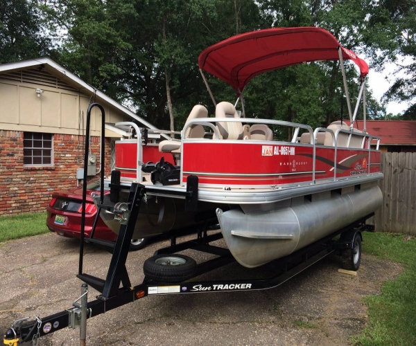 Used Pontoon Boats For Sale in Alabama by owner | 2014 18 foot SunTracker Bass Buggy 