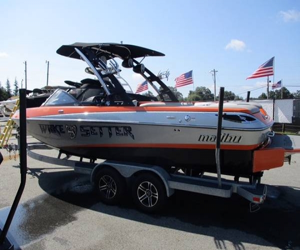 MALIBU Boats For Sale by owner | 2013 MALIBU 23 LSV Wakesetter