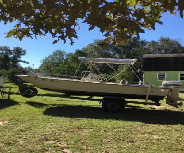 Boston Whaler Power boats For Sale by owner | 1978 17 foot Boston Whaler Newport