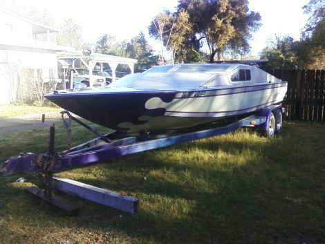 Used Sleekcraft Boats For Sale by owner | 1975 26 foot Sleekcraft Ambassador