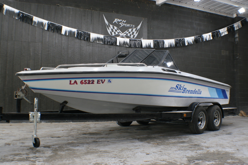 Ski Boats For Sale in Texas by owner | 1989 20 foot Ski Brendella Ski