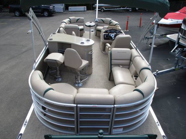2018 Berkshire 23ESTS Power boat for sale in Amherst, NH - image 4 