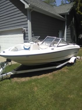 Boats For Sale in Chicago, Illinois by owner | 2004 17 foot Bayliner N/A