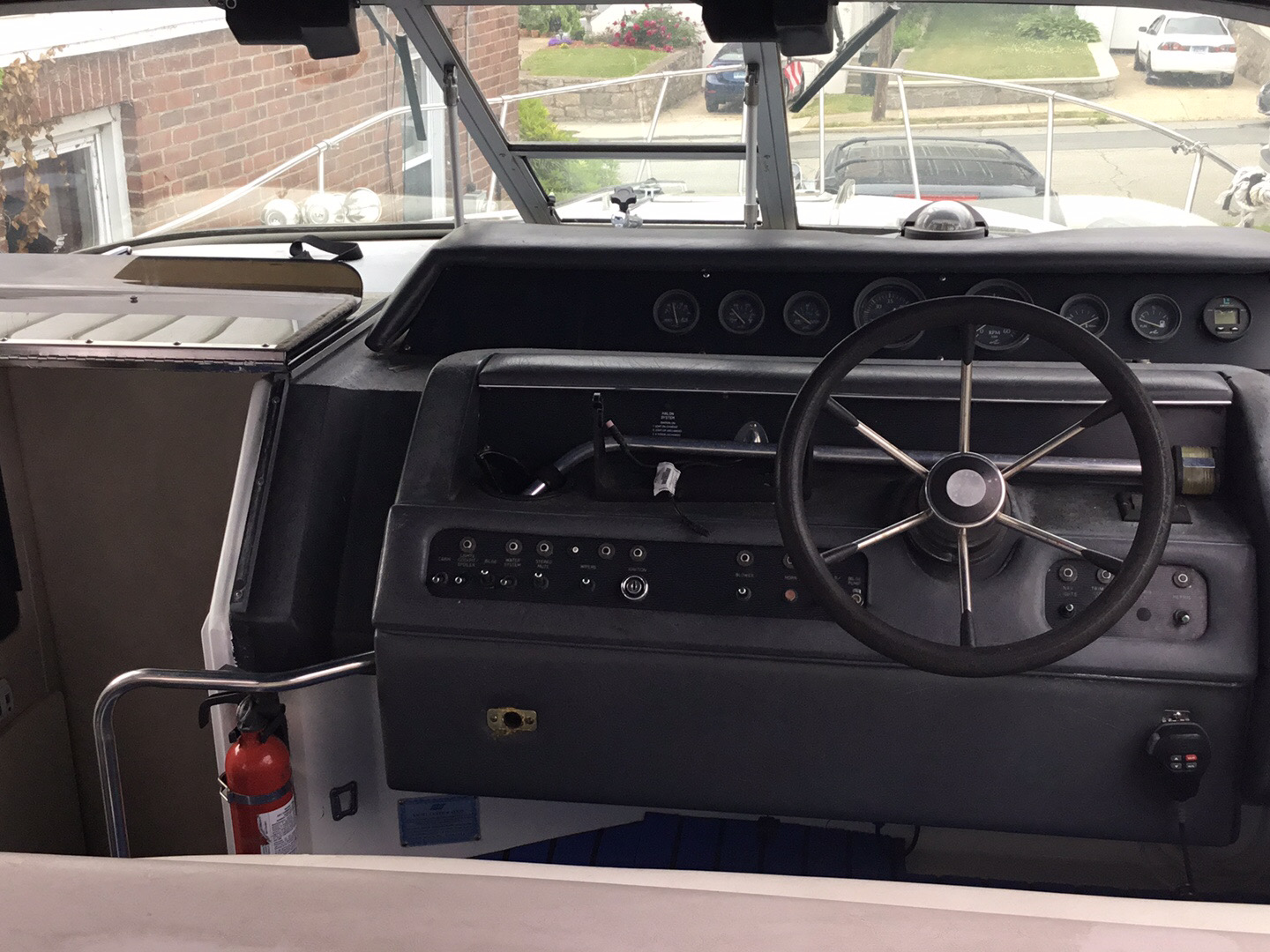1993 30 foot Sea Ray Cabin CR Power boat for sale in New London, CT - image 18 