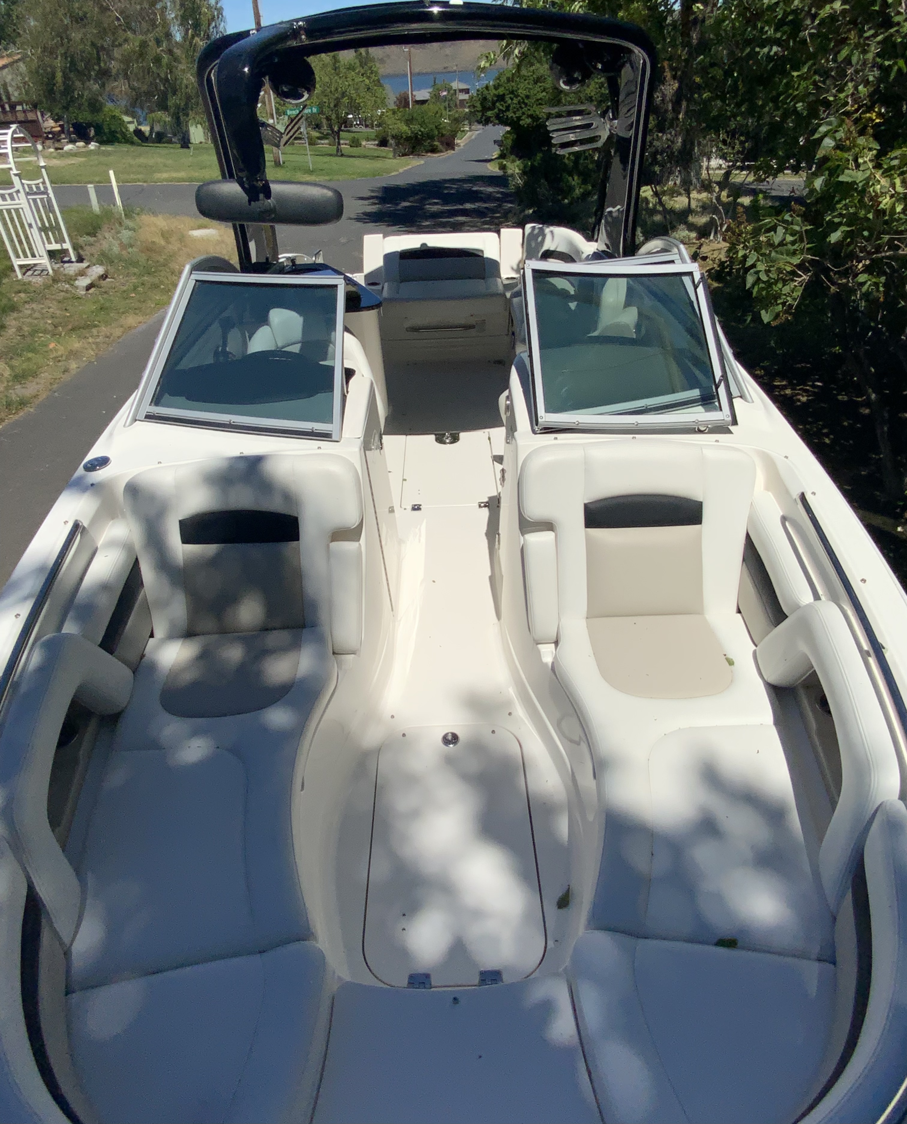 2008 Chaparral 264 Sunesta Power boat for sale in Hermiston, OR - image 4 