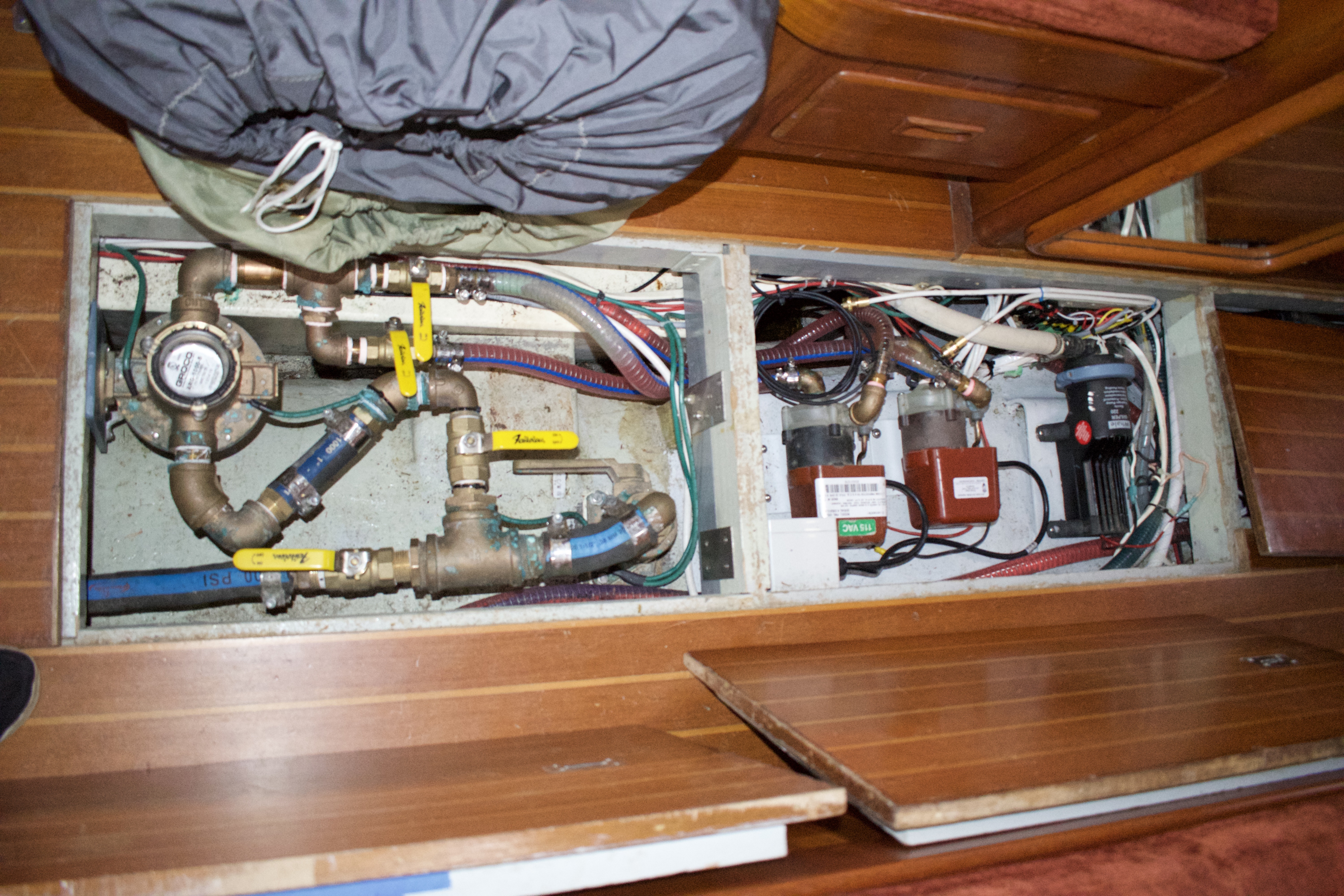1984 Ta Shing Yachts Baba 40 Sailboat for sale in Hutchinson Is, FL - image 4 