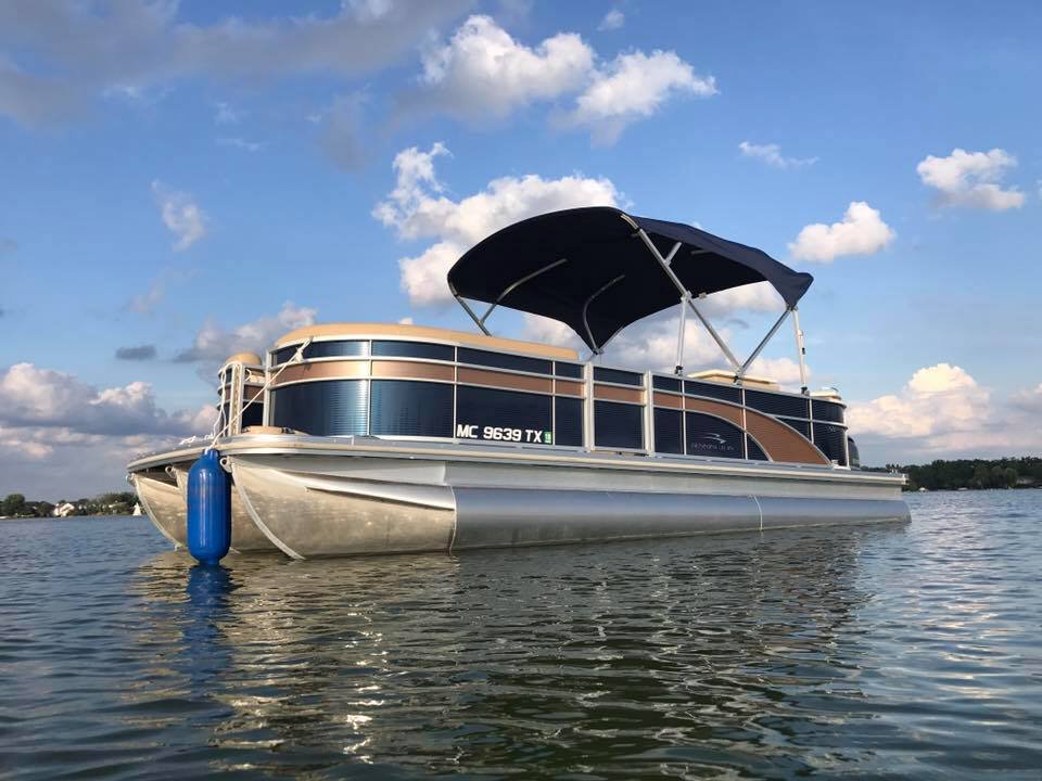 2017 Bennington spdx24 Pontoon Boat for sale in Sylvan Lake, MI - image 1 