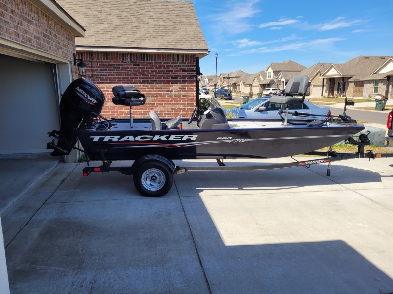 Used Fishing boats For Sale in Beaumont, Texas by owner | 2022 Tracker Pro 170