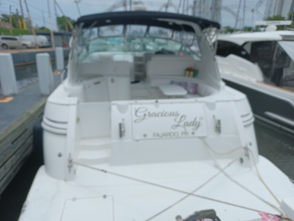 Used Boats For Sale in Puerto Rico by owner | 2002 CRUISERS 3870 Express