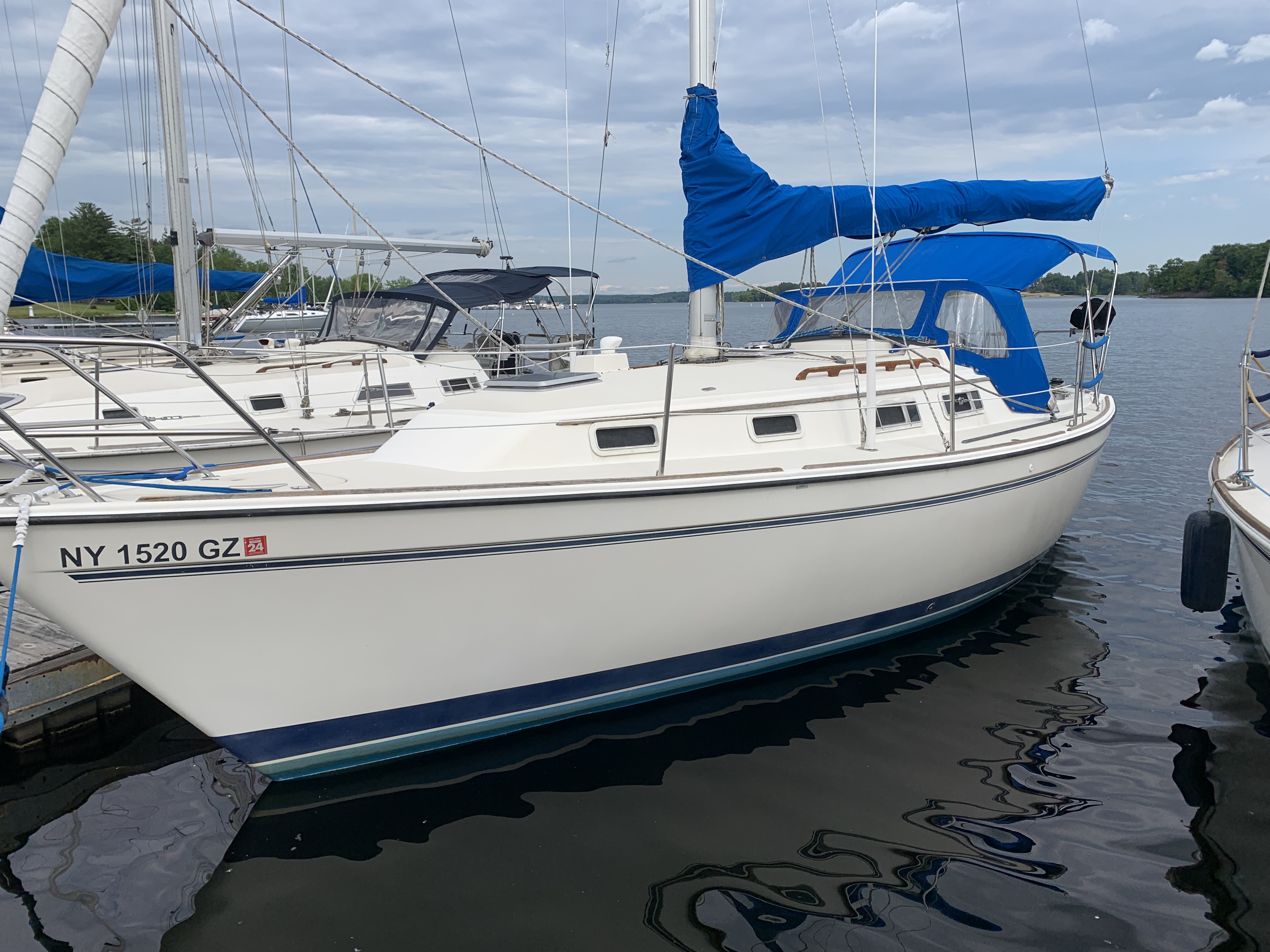 Used Boats For Sale in Albany, New York by owner | 1986 Pearson 303
