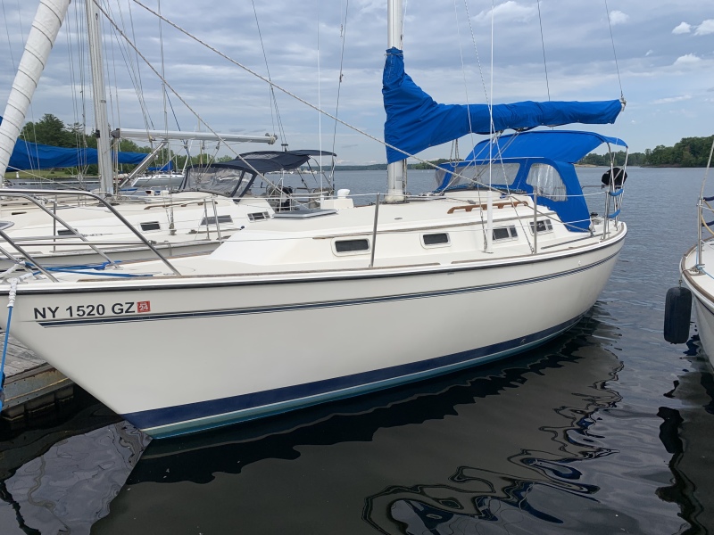 Used Sailboats For Sale  in New York by owner | 1986 30 foot Pearson 303