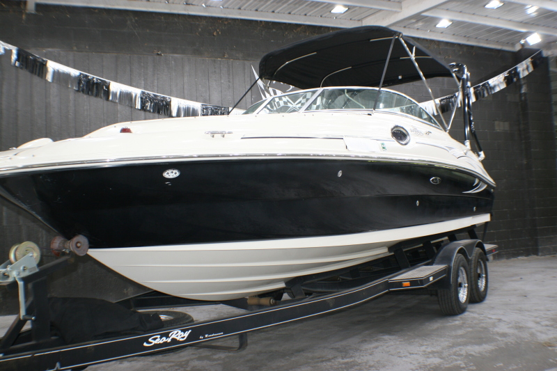 Used Boats For Sale in Texas by owner | 2005 Sea Ray 240 Sun Deck Boat