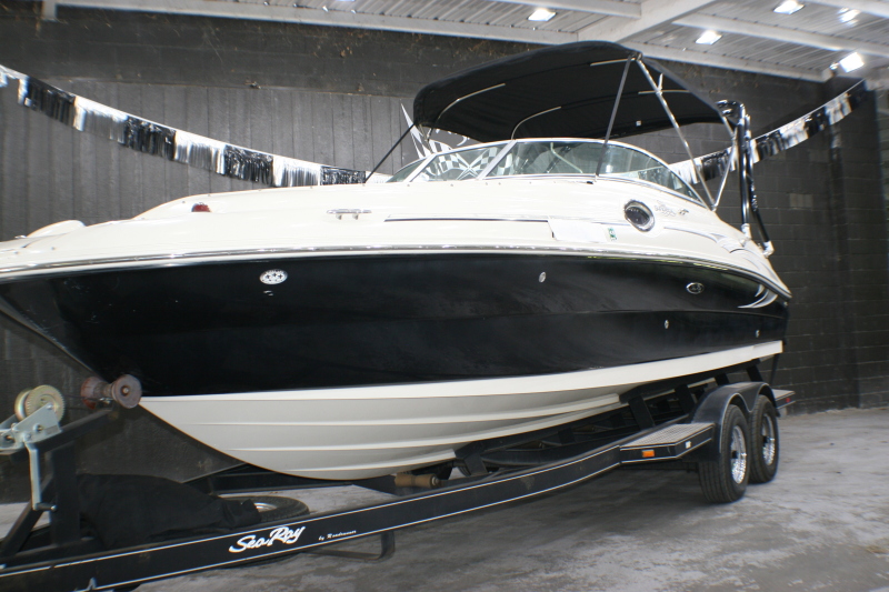 Sea Ray Boats For Sale in Texas by owner | 2005 Sea Ray 240 Sun Deck Boat