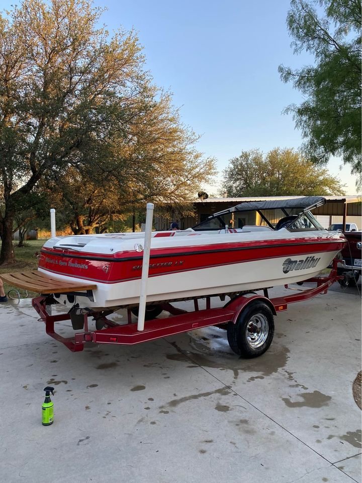 1997 21 foot MALIBU SUNSETTER LX Ski Boat for sale in Brownwood, TX - image 4 