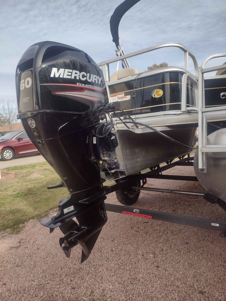 2019 Sun Tracker Bass Buggy 18 DLX Pontoon Boat for sale in Mesa, AZ - image 2 