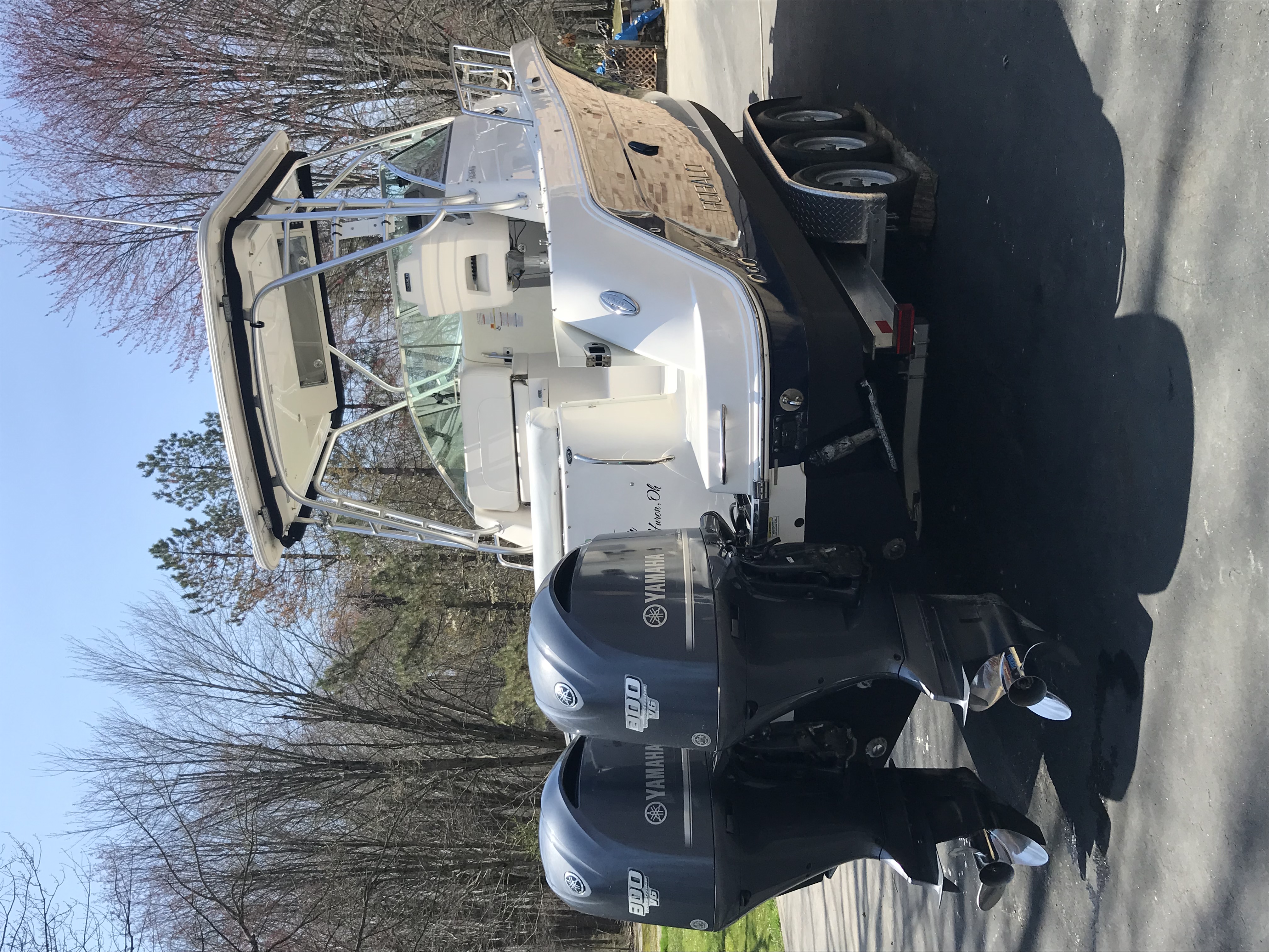2014 Robalo R 305 wa Power boat for sale in Berlin Hts, OH - image 2 