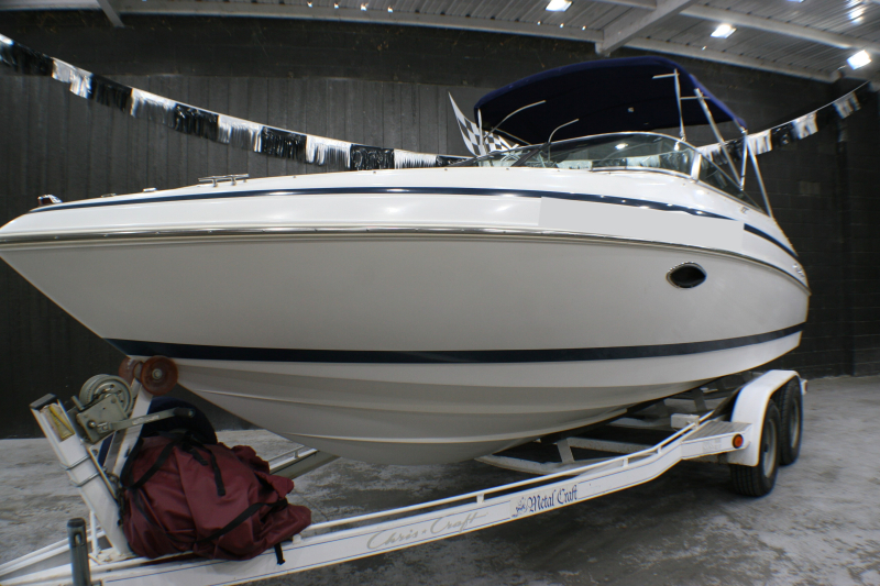 Used Power boats For Sale by owner | 2000 Chris Craft 210 BR