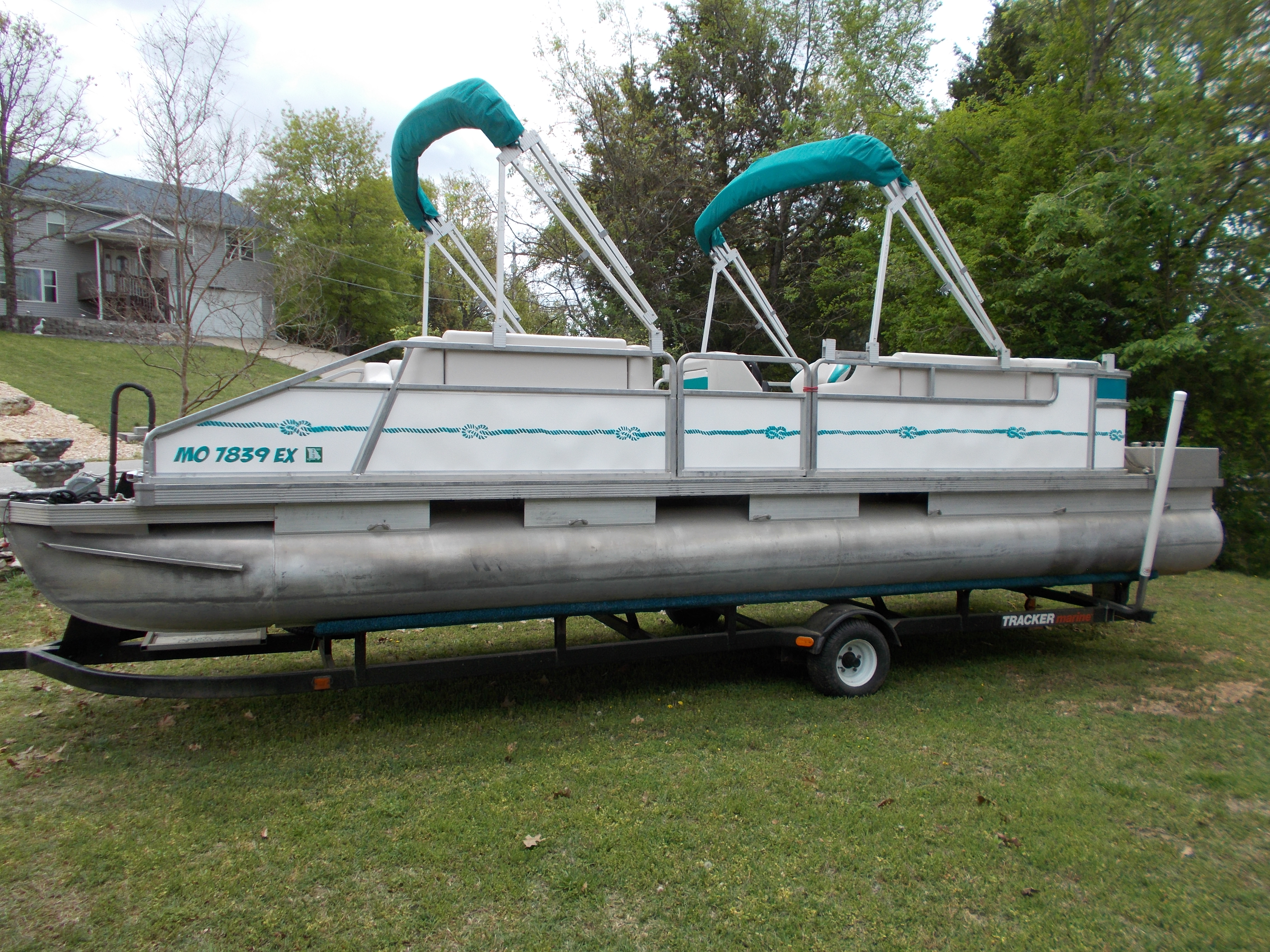 Used Boats For Sale in Springfield, Illinois by owner | 1986 24 foot Tracker party barge