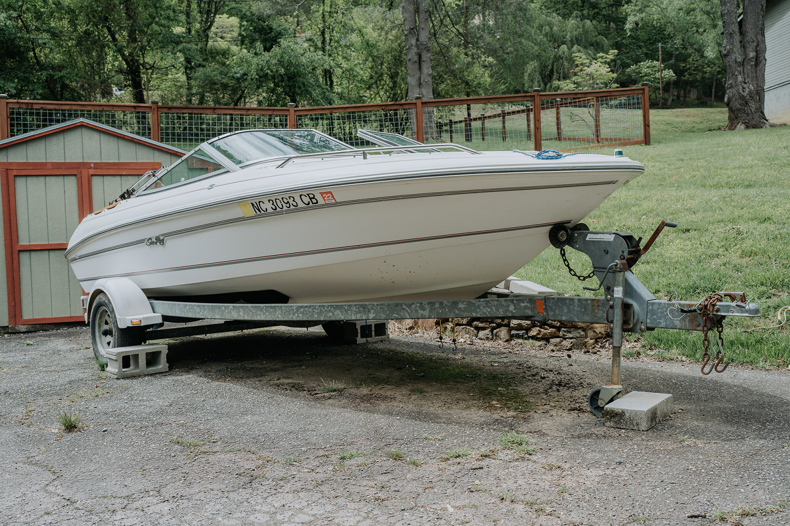 1991 Sea Ray 170 Bowrider Power boat for sale in Asheville, NC - image 4 