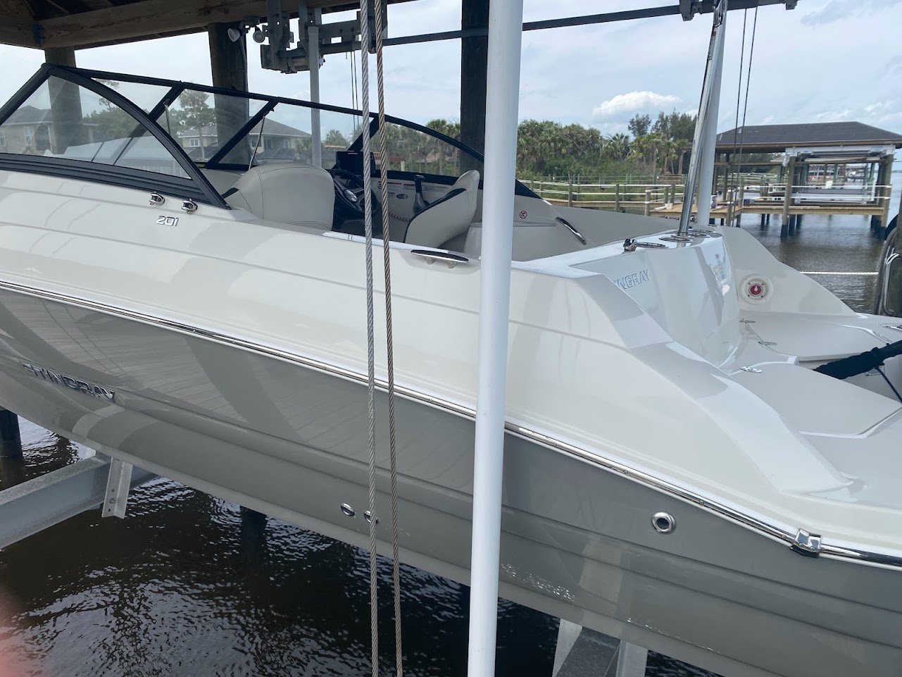 Used Boats For Sale by owner | 2022 Stingray 201DC