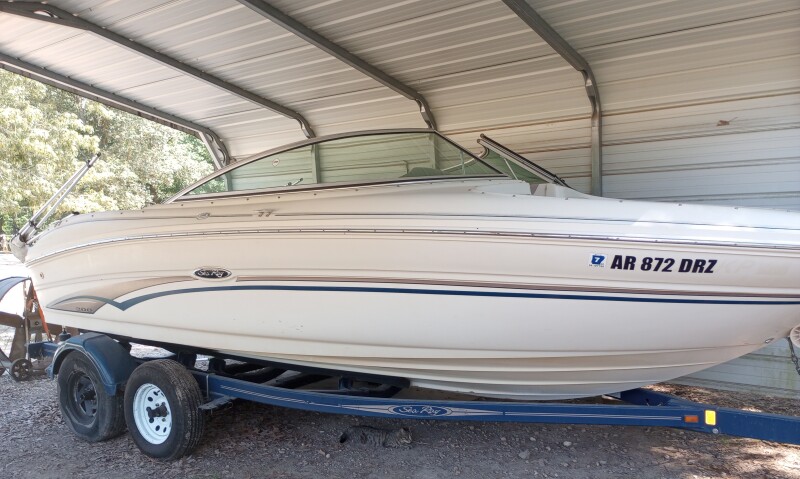 2003 Sea Ray Bowrider 200 Ski Boat for sale in Rockport, AR - image 11 