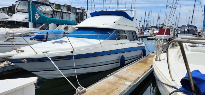 Bayliner Boats For Sale in California by owner | 1989 Bayliner 2958 Command Bridge