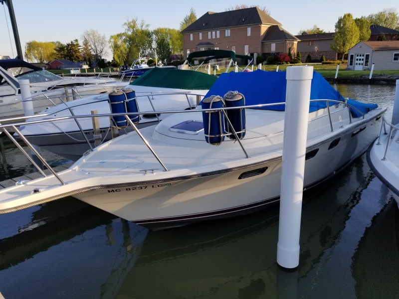 Used Power boats For Sale in Michigan by owner | 1982 Tiara 2700