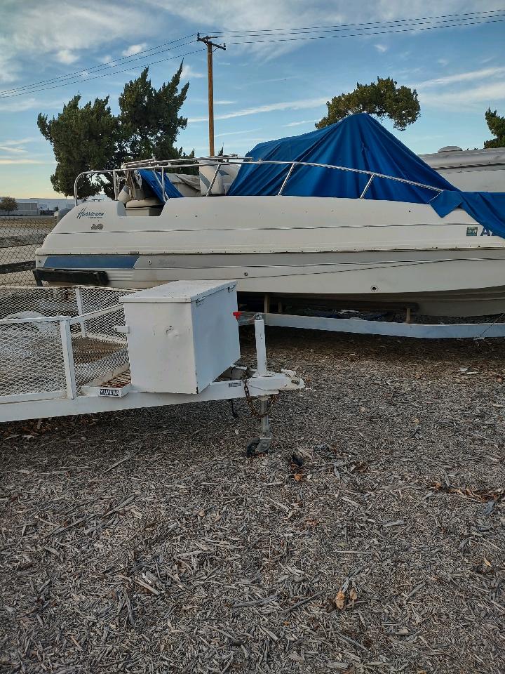 Used Hurricane Boats For Sale by owner | 1992 24 foot Hurricane Midship