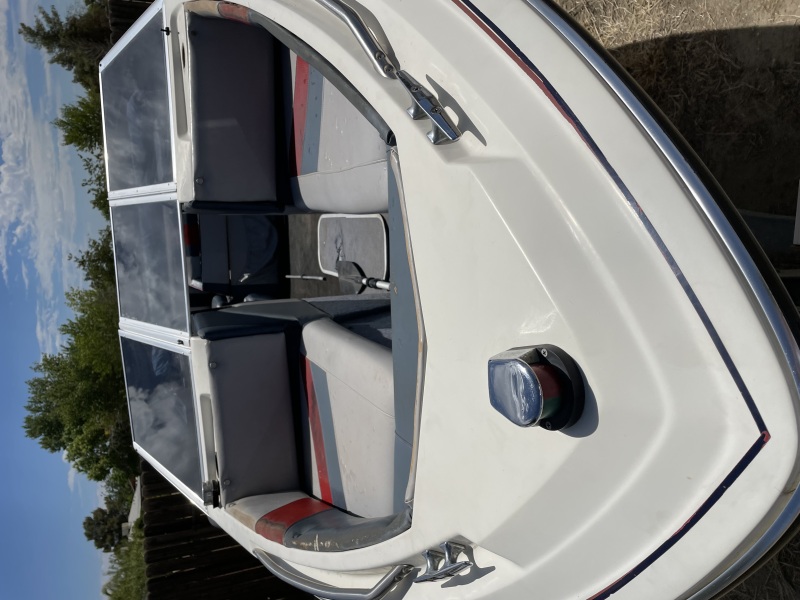 Used Boats For Sale in Bakersfield, California by owner | 1986 19 foot Bayliner Capri