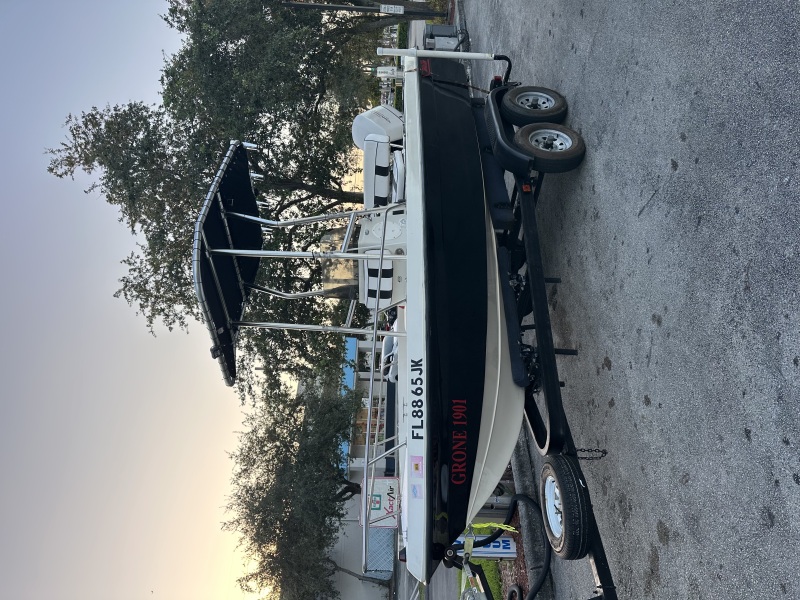 Ski Boats For Sale in Miami, Florida by owner | 1995 17 foot Other Center Console 