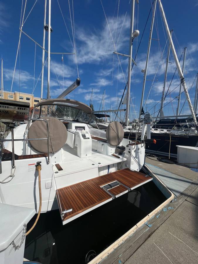 2020 Jeanneau Sun Odyssey 410 Sailboat for sale in Alameda, CA - image 18 