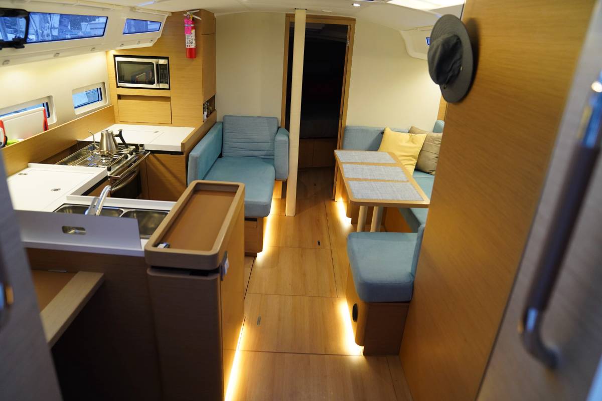 2020 Jeanneau Sun Odyssey 410 Sailboat for sale in Alameda, CA - image 6 