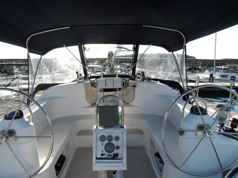 1998 Catalina 400 Sailboat for sale in Oxnard, CA - image 9 