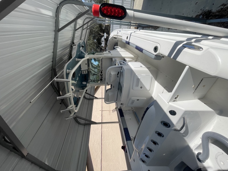 Boats For Sale by owner | 2007 27 foot Everglades Center Console