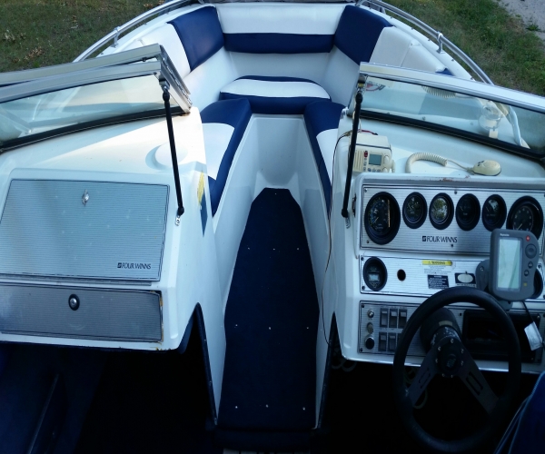 Used Four Winns Boats For Sale in Michigan by owner | 1988 20 foot FOUR WINNS Horizon