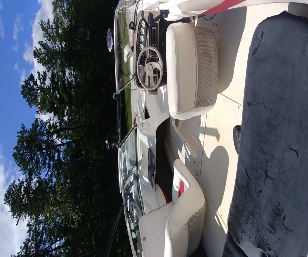 2004 17 foot Glastron Bow rider Power boat for sale in Mason, NH - image 2 