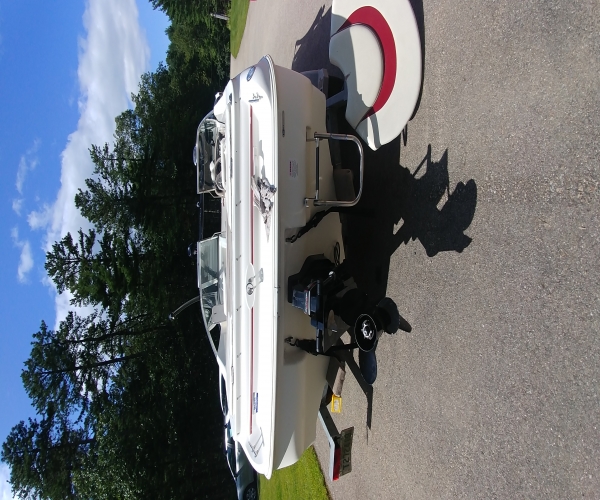 2004 17 foot Glastron Bow rider Power boat for sale in Mason, NH - image 3 