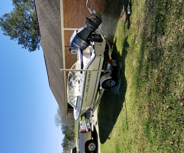 Power boats For Sale in Gulfport, Mississippi by owner | 2004 Sea Hunt Escape 186