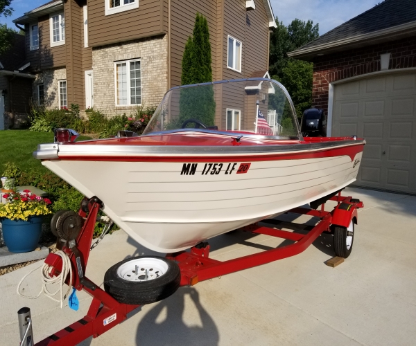 Small boats For Sale by owner | 1971 14 foot Crestliner Sea Scout