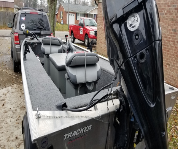 Used Fishing boats For Sale in Cincinnati, Ohio by owner | 2015 Tracker Panfish 16