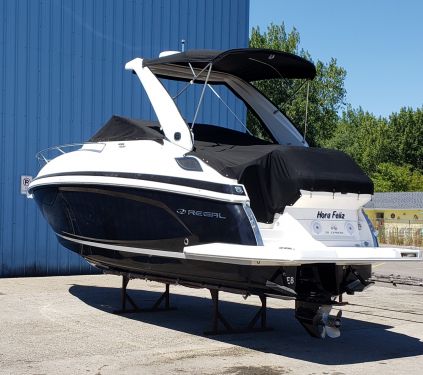 2019 Regal 28 Express Power boat for sale in Saginaw, MI - image 2 