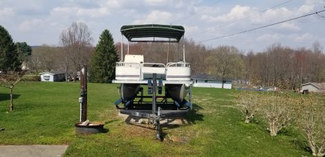 Other Pontoon Boats For Sale in Ohio by owner | 1999 20 foot Other Millennium II