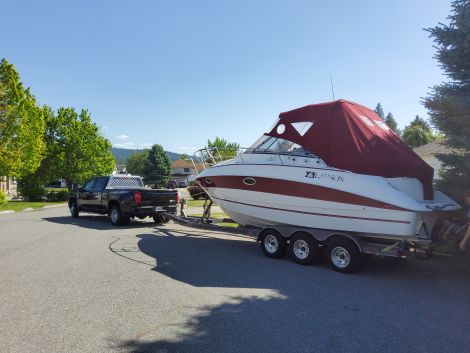 1996 Larson Cabrio 260 Power boat for sale in City of Spokane Valley, WA - image 3 